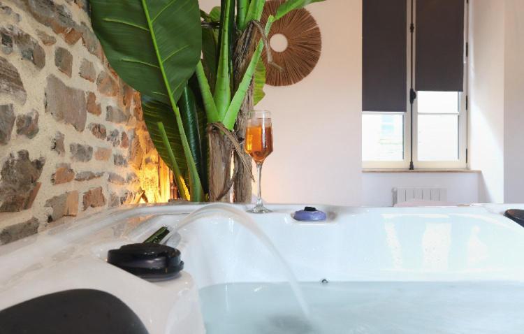 La Douce Nuit Apartment Fougeres Exterior photo